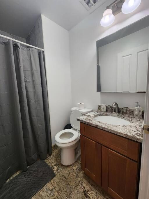Апартаменты Luxurious 2 Bed ! Mins To Nyc! Юнион-Сити Экстерьер фото